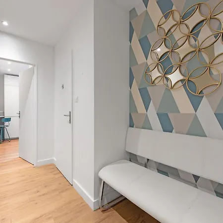 Le Sapphire Apartment